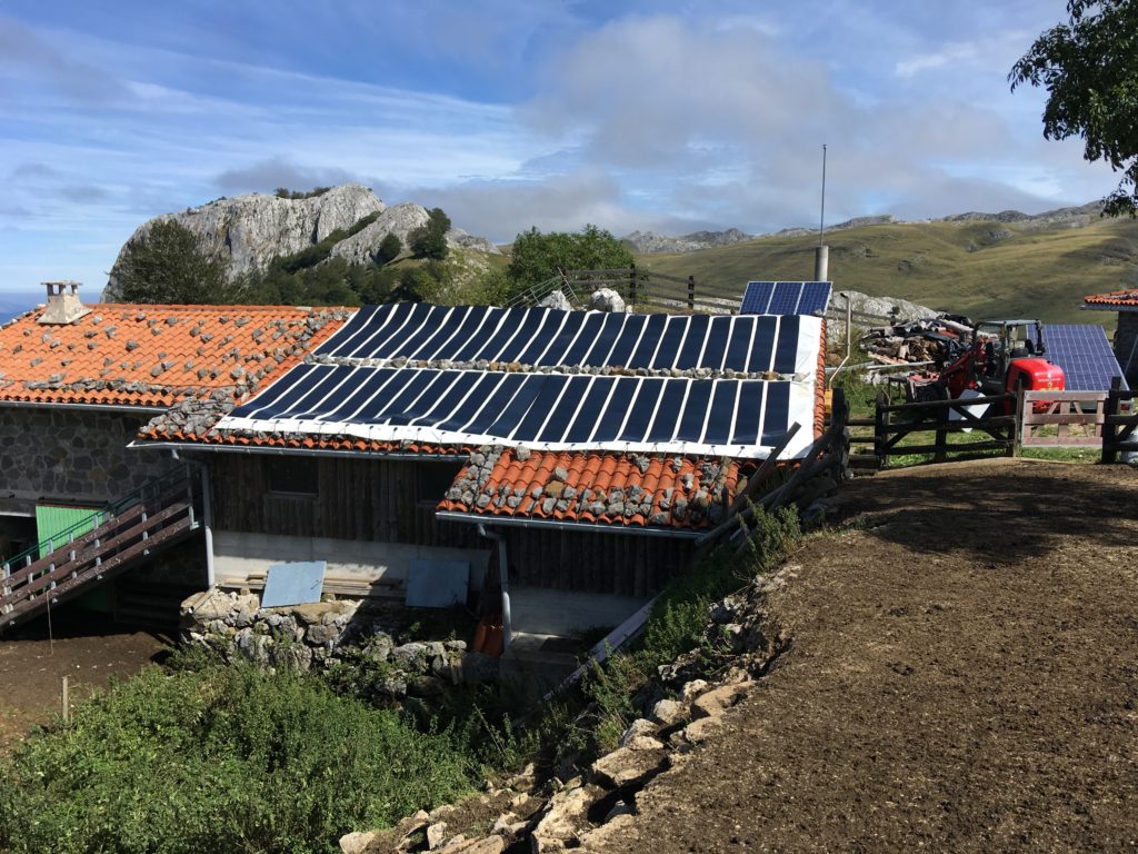 Bache photovoltaïque pour le projet Hy-Powerbox