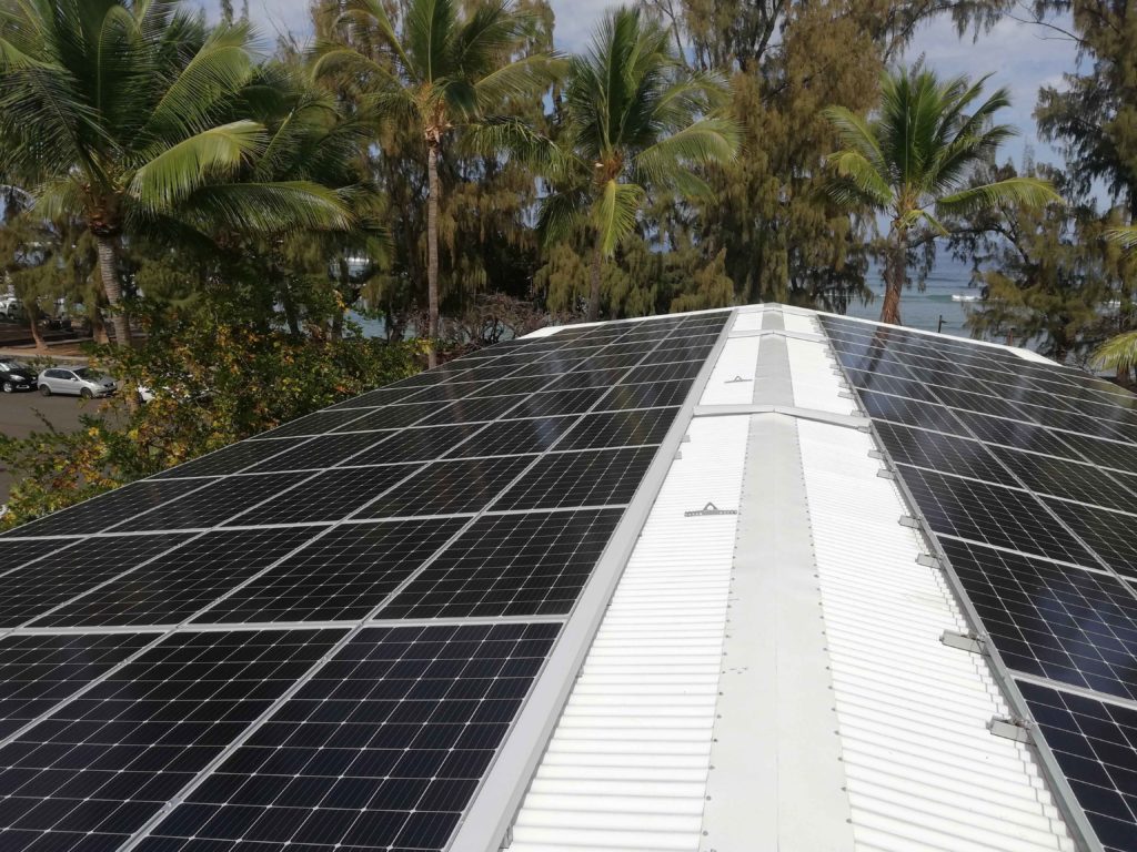 Photovoltaic installation at Saint-Leu school (Reunion island)