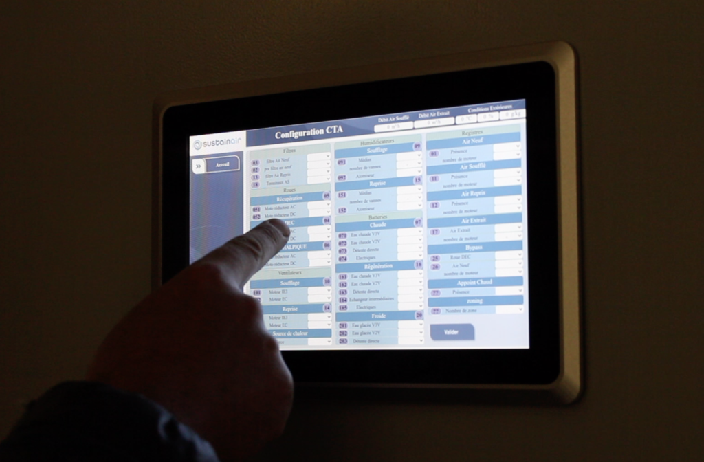 Écran tactile MicroSERVER de la CTA Sustain'air