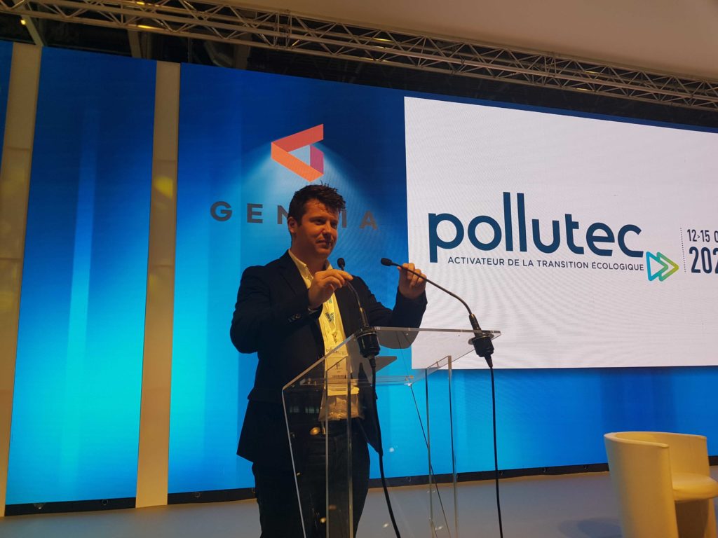 Thomas Rech présentant le SmartEMS à La Tribune du salon Pollutec