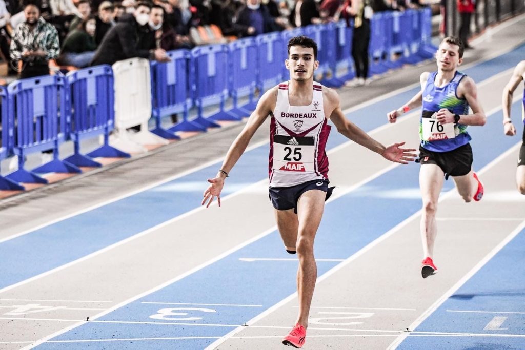 Flavien Szot sacré champion de France Espoir 2022 du 1500m en salle à Lyon