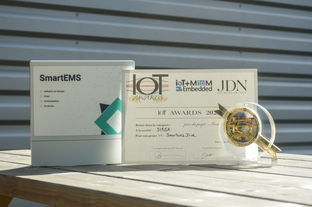 2022 IoT Award trophy and diploma received by Sirea for the SmartEMS EVCI